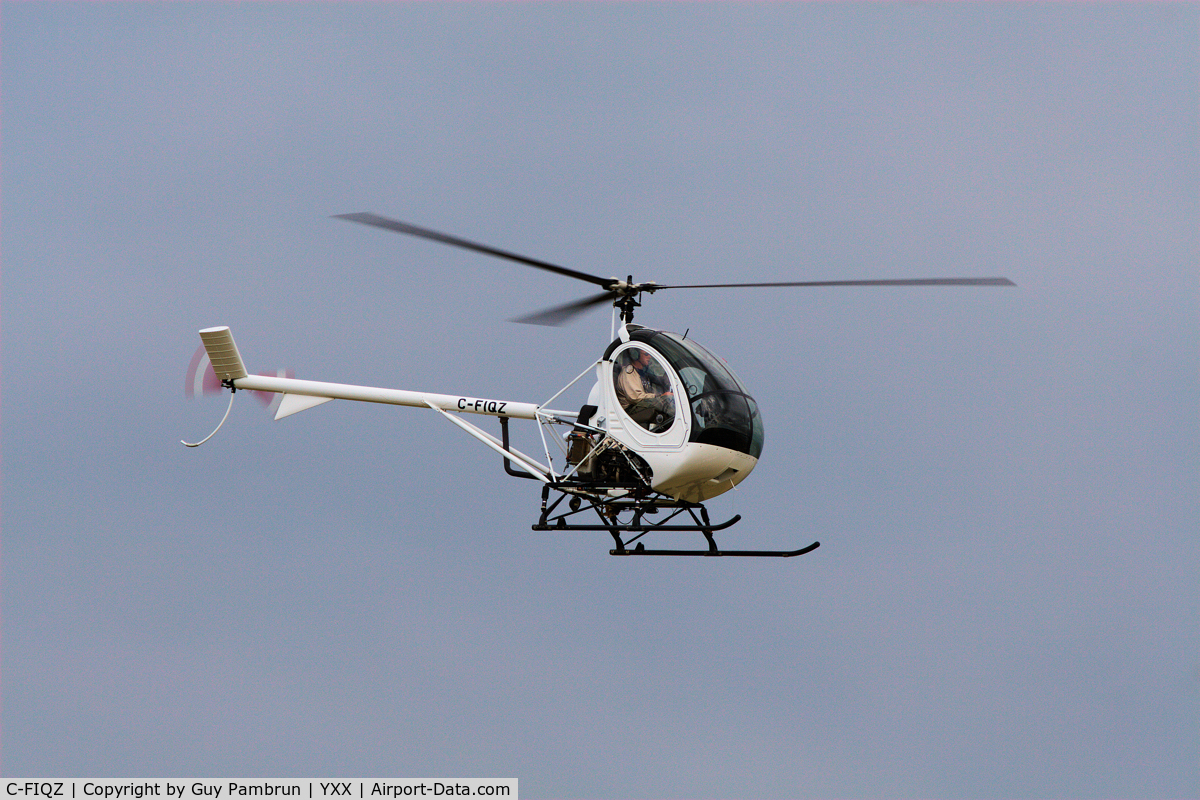 C-FIQZ, 2006 Schweizer 269C-1 C/N 0249, Coming in to roost from flight training
