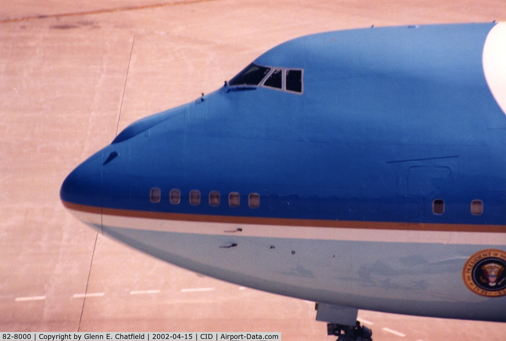 82-8000, 1987 Boeing VC-25A (747-2G4B) C/N 23824, Close up of Air Force One from the tower