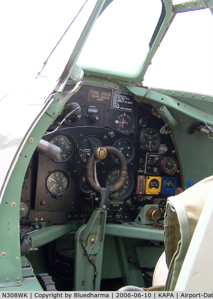 N308WK, 1945 Supermarine 361 Spitfire Tr9 C/N CBAF.4494, Cockpit