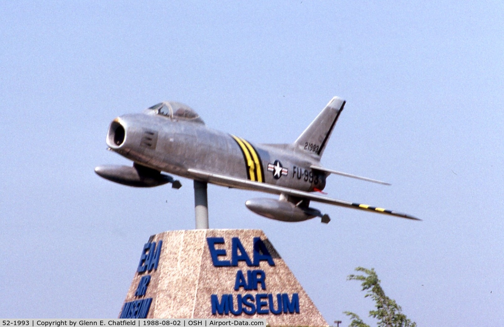 52-1993, 1952 North American F-86H Sabre C/N 187-19, F-86H mounted along the highway