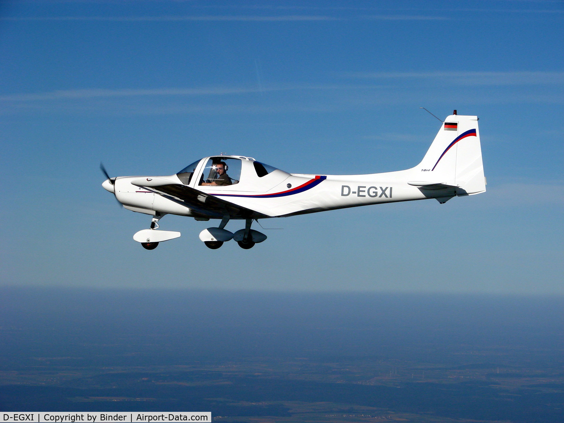 D-EGXI, 1988 Grob G-115 C/N 8029, Air to Air