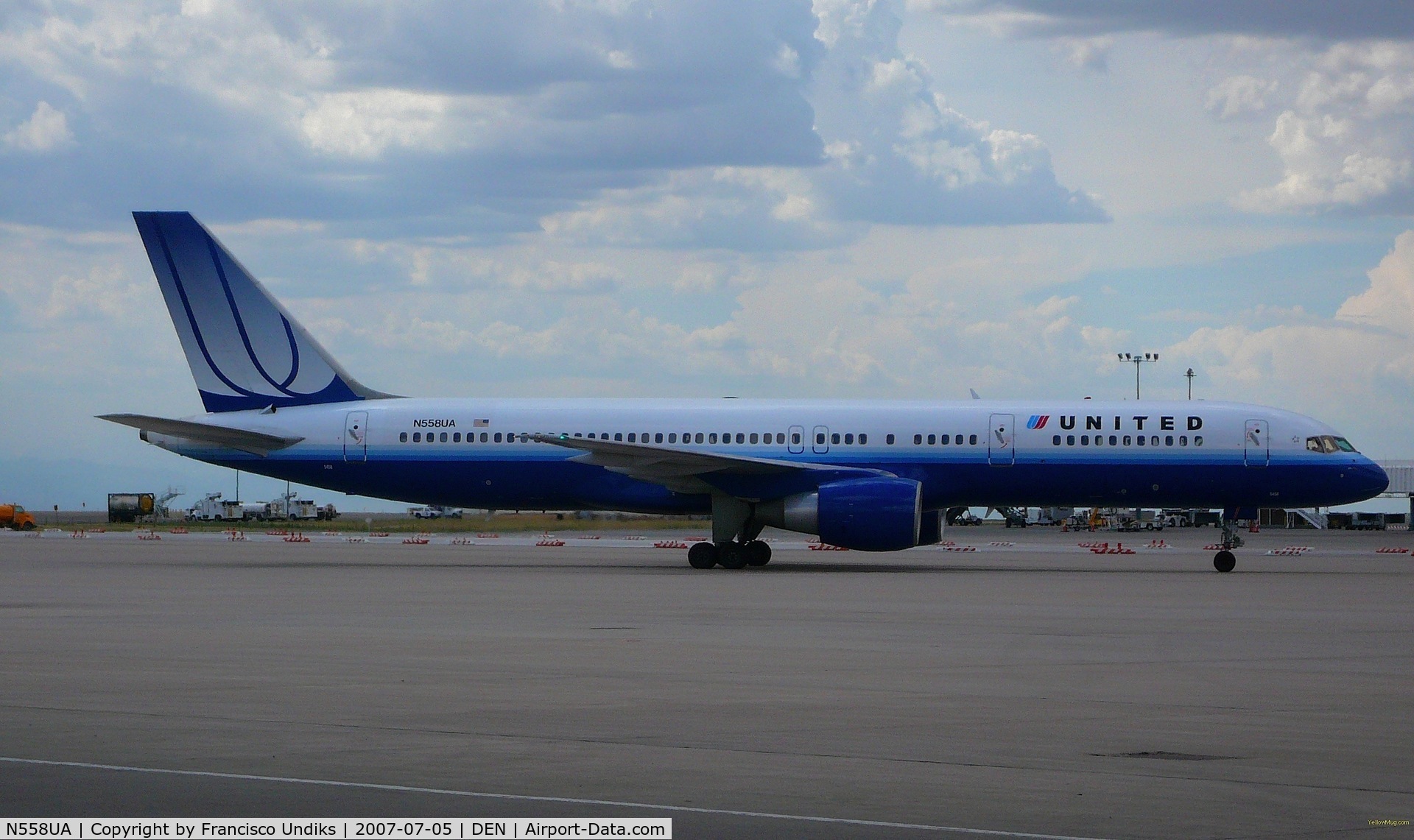 N558UA, 1992 Boeing 757-222 C/N 26654, United Airlines 757