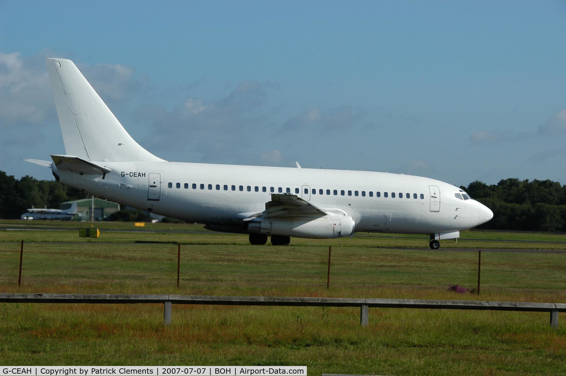 G-CEAH, 1975 Boeing 737-229 C/N 21135, EUROPEAN AIRWAYS RE PAINTED WHITE