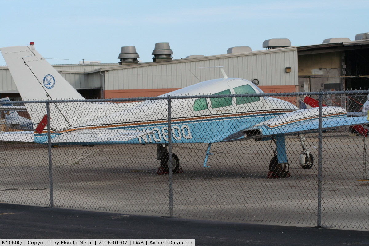 N1060Q, 1963 Cessna 310H C/N 310H0060, C310