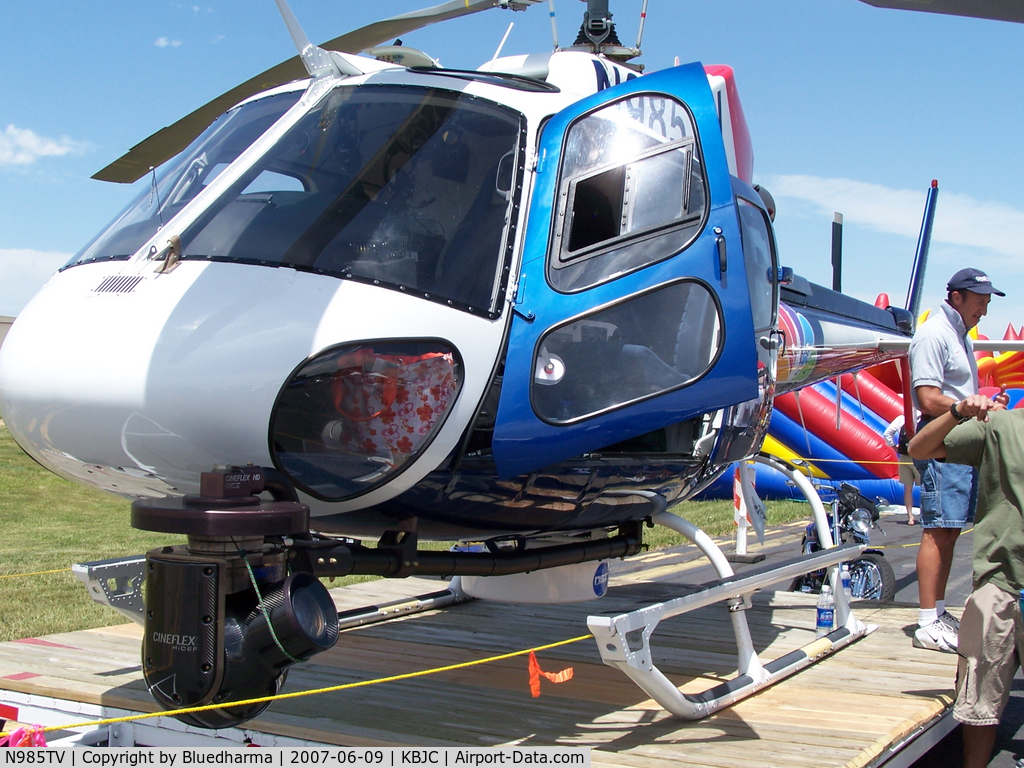 N985TV, 2003 Eurocopter AS-350B-3 Ecureuil Ecureuil C/N 3749, Denver Channel 9 News Front Detail