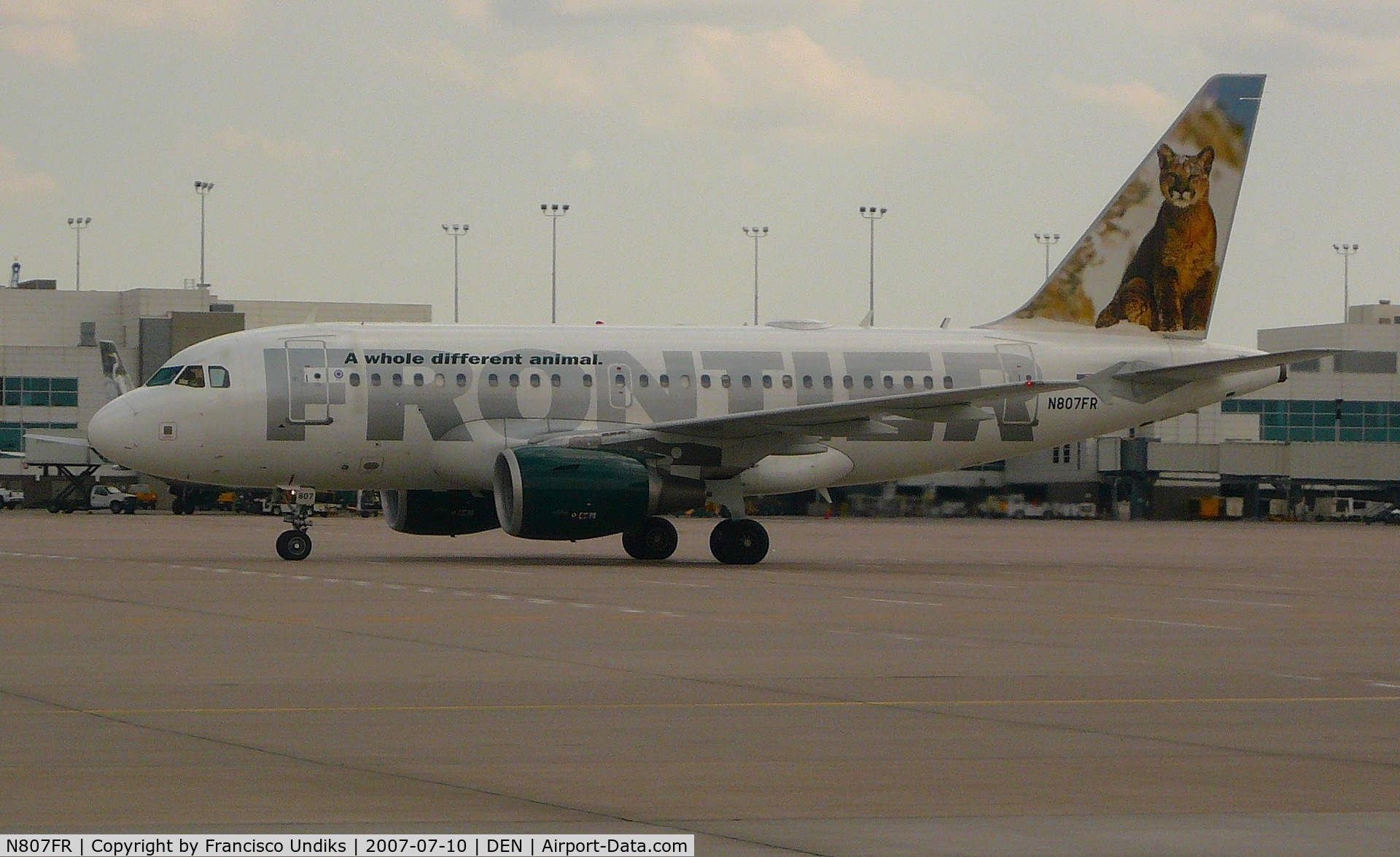 N807FR, 2004 Airbus A318-111 C/N 2276, Frontier Airlines Charlie the Cougar