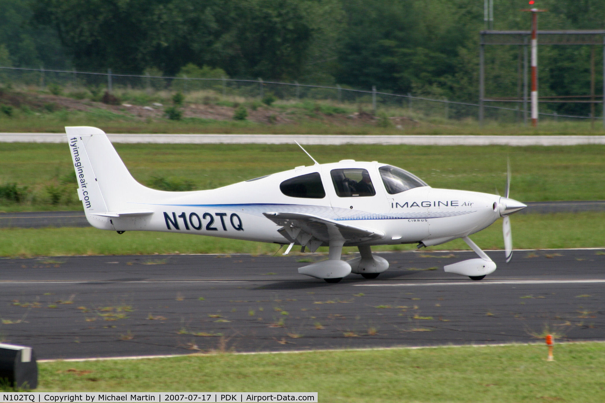 N102TQ, 2006 Cirrus SR22 C/N 2018, Taking off from Runway 20R