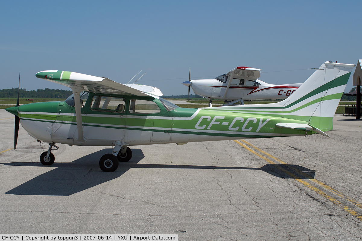 CF-CCY, 1972 Cessna 172M C/N 17261185, Parked in front of Diamond Flight Centre