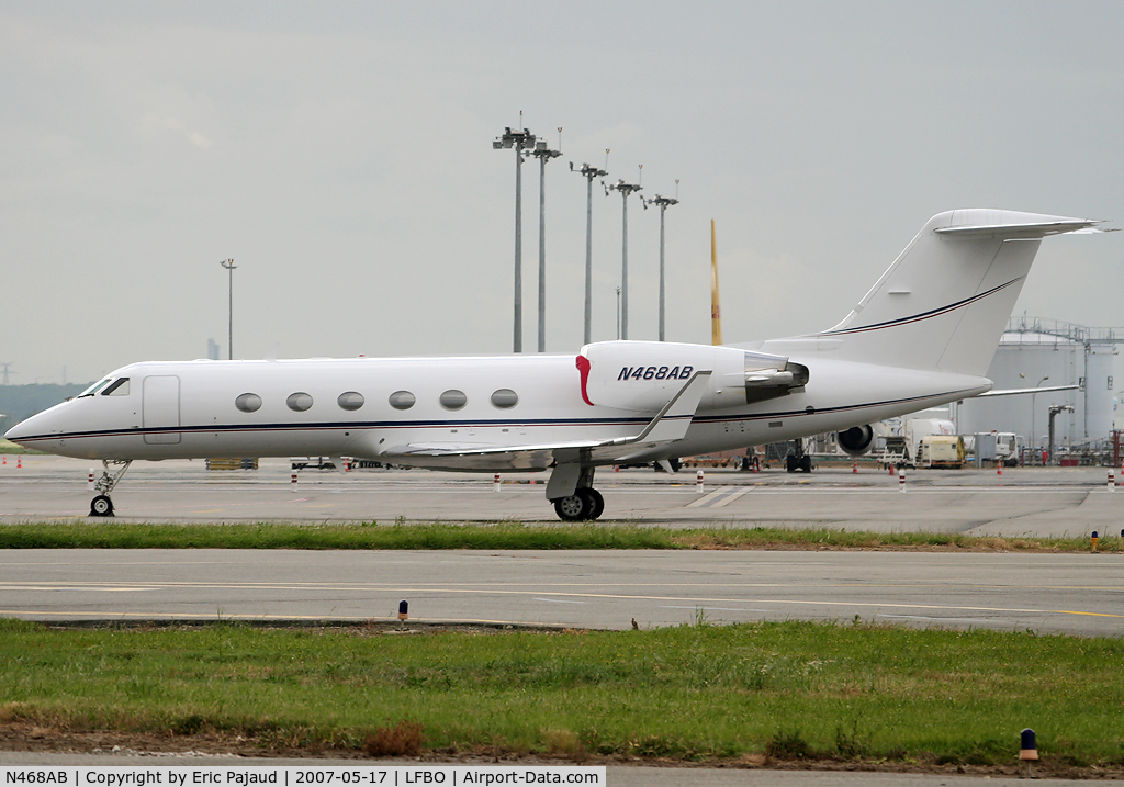 N468AB, 2002 Gulfstream Aerospace G-IV C/N 1477, Unexpected visitor