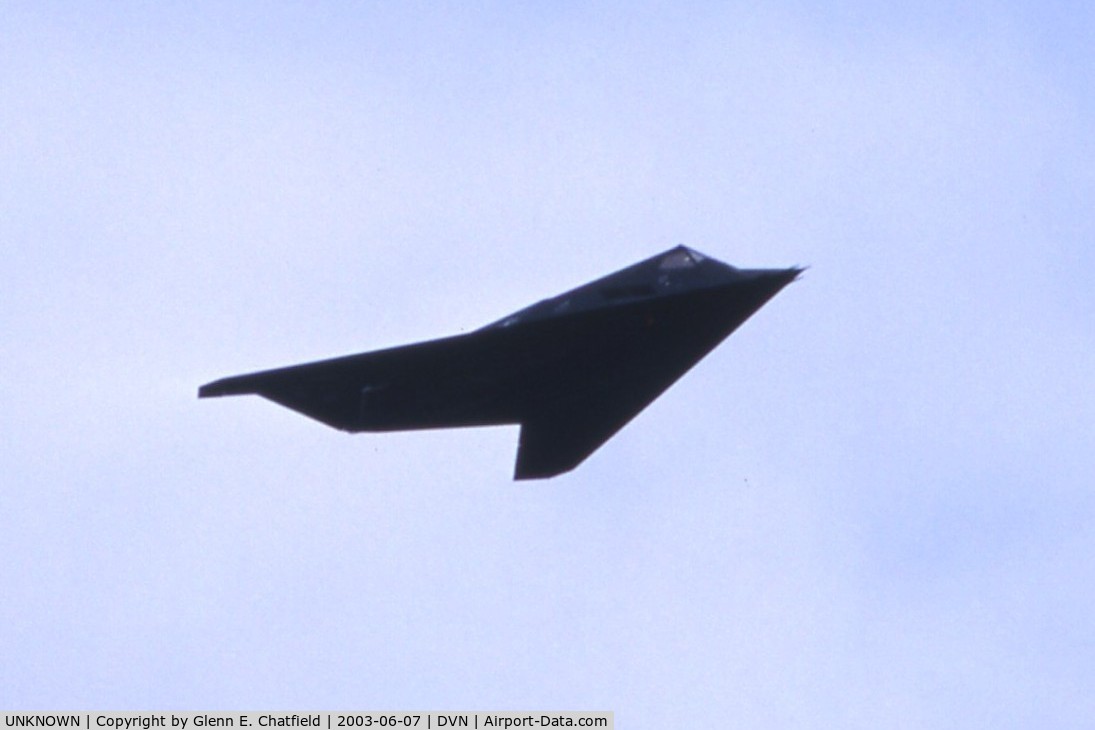 UNKNOWN, , F-117A fly by at the Quad Cities air show