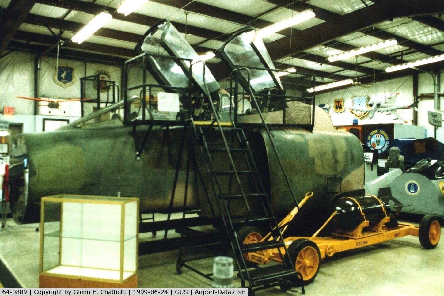 64-0889, 1964 McDonnell F-4C-25-MC Phantom II C/N 1301, F-4C cockpit section at the Grissom AFB museum