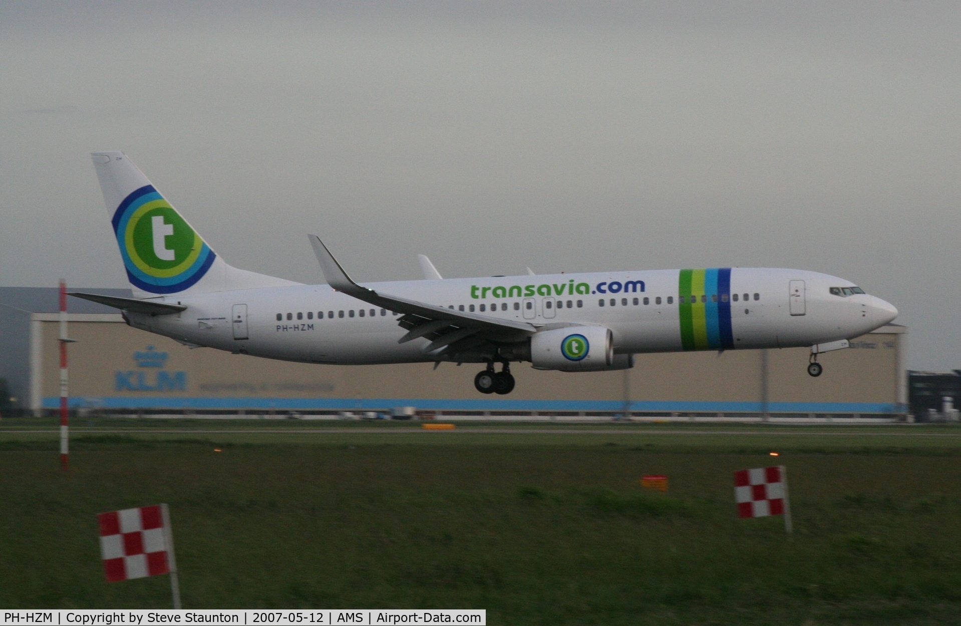 PH-HZM, 2001 Boeing 737-8K2 C/N 30392, Taken on a gloomy evening at Schipol