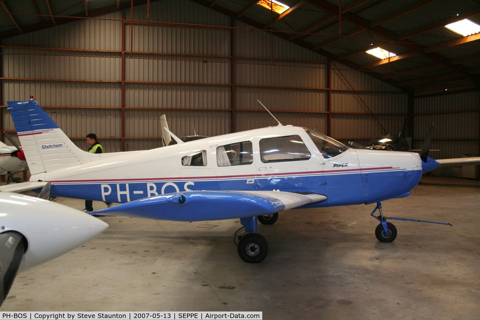 PH-BOS, 1976 Piper PA-28-151 C/N 28-7615375, Taken on a Aeroprint tour @ Seppe
