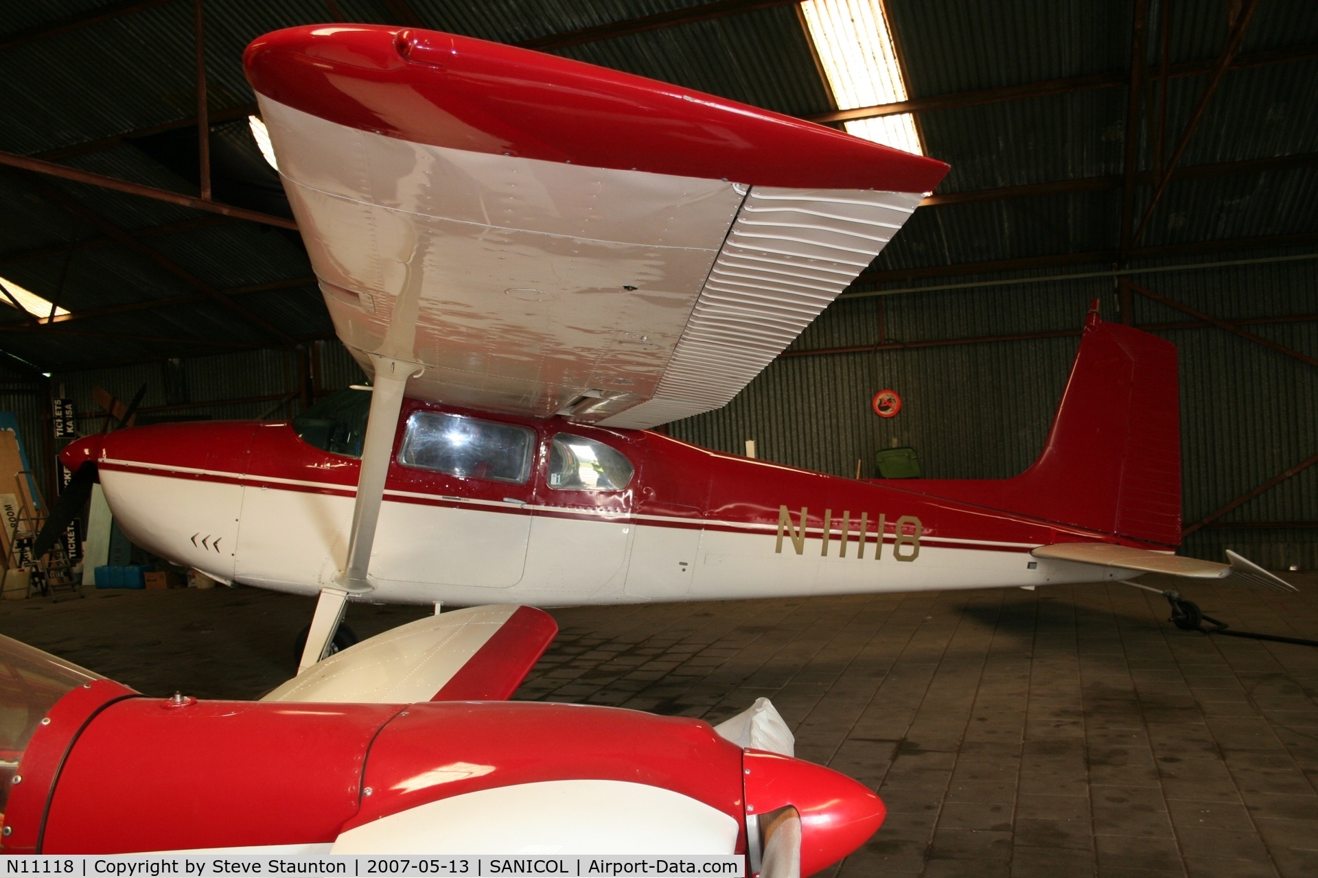 N11118, 1963 Cessna 180F C/N 18051230, Taken on an Aerporint tour @ Sanicol