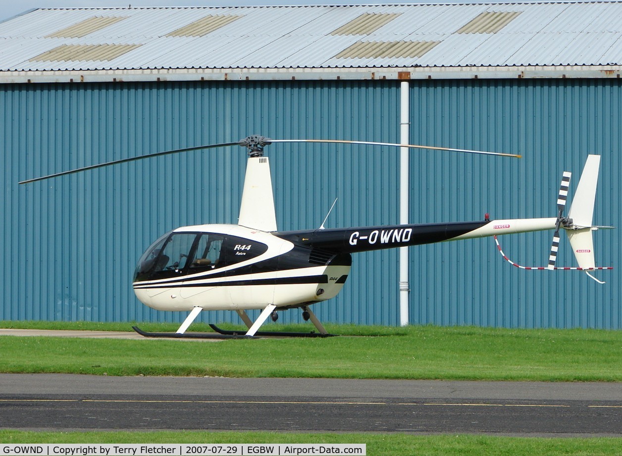 G-OWND, 1999 Robinson R44 Astro C/N 0644, early Sunday morning at Wellesborne Mountford
