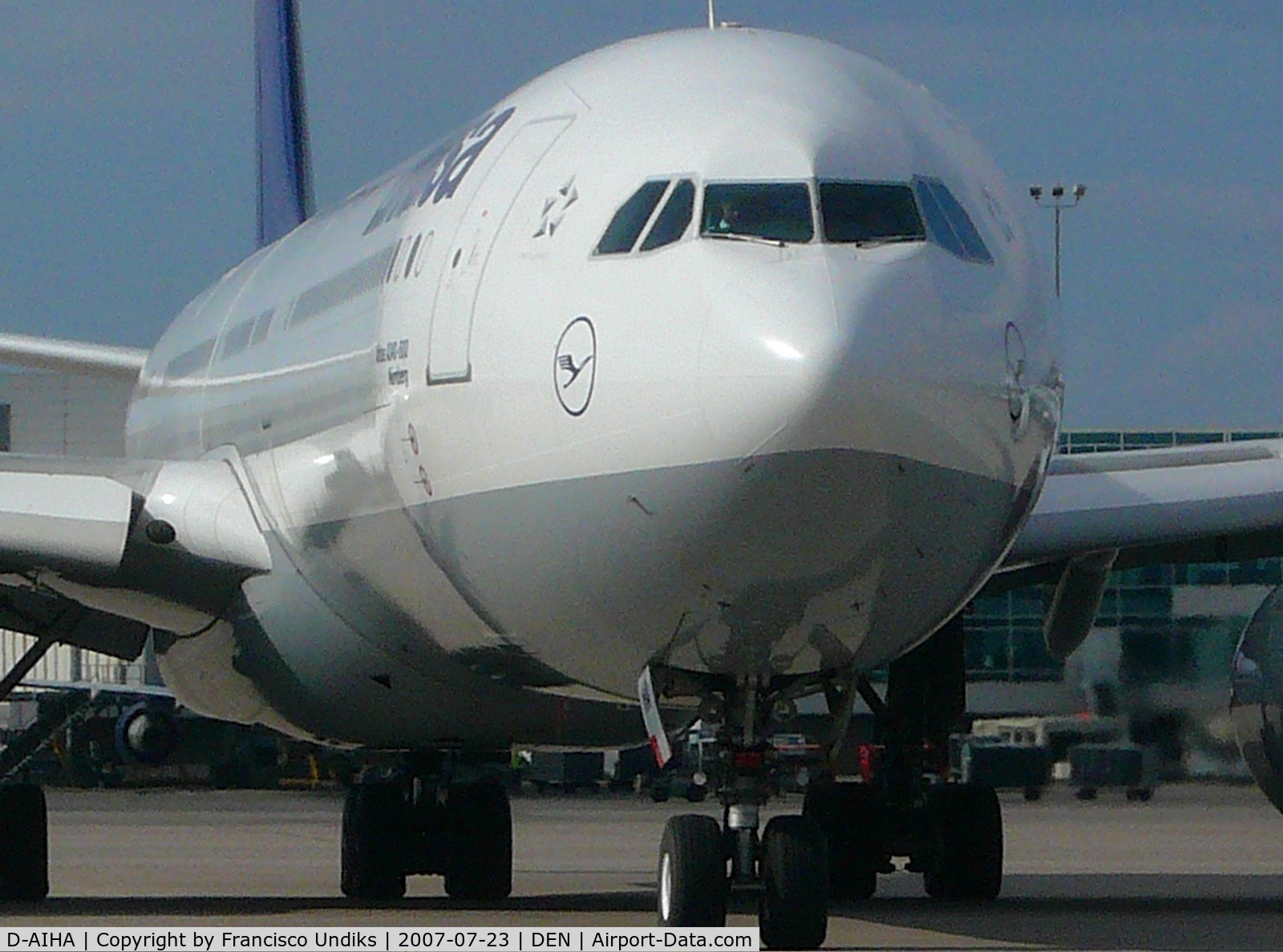 D-AIHA, 2003 Airbus A340-642 C/N 482, Lufthansa A340-600