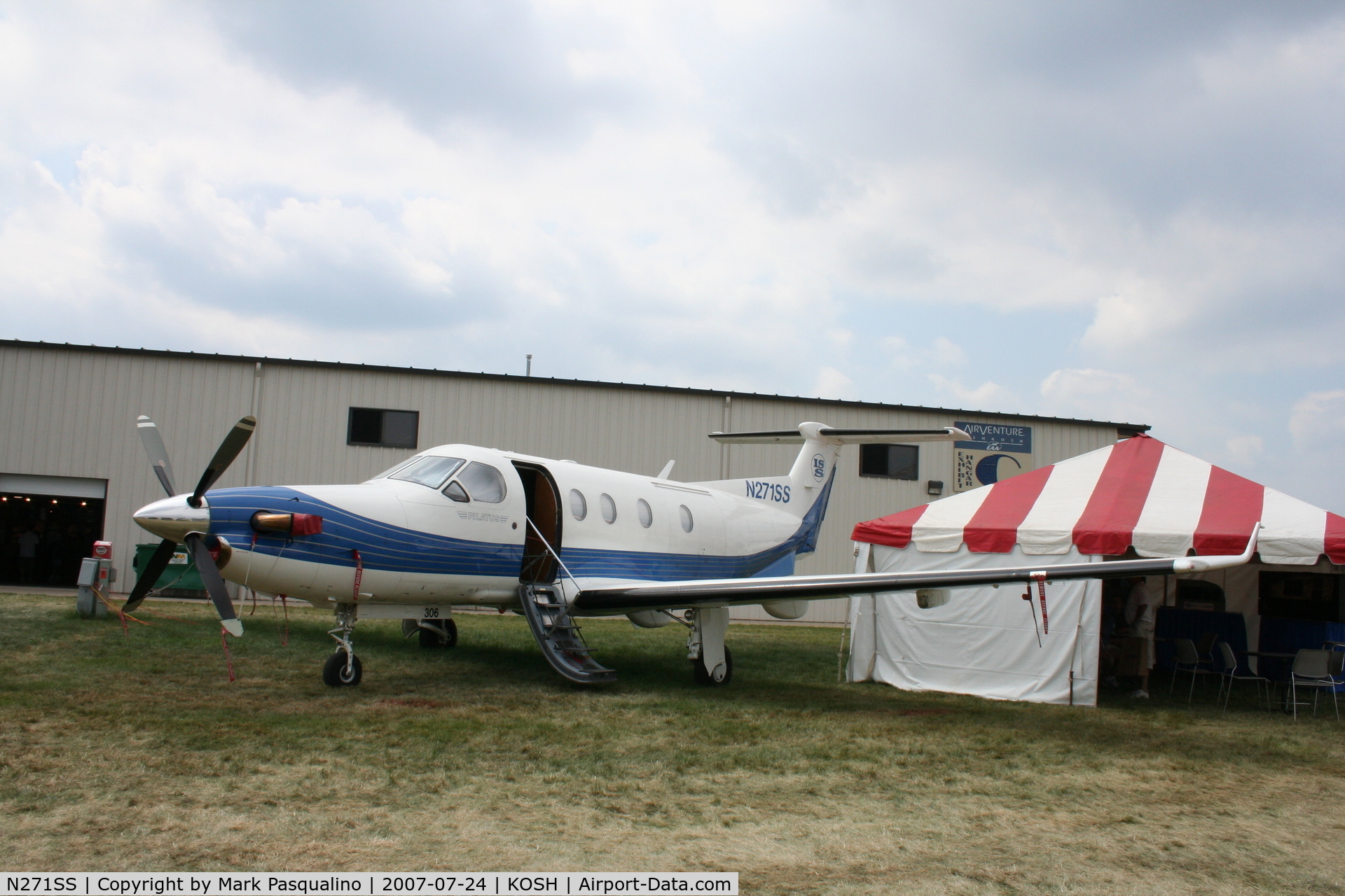 N271SS, 2000 Pilatus PC-12/45 C/N 306, PC-12