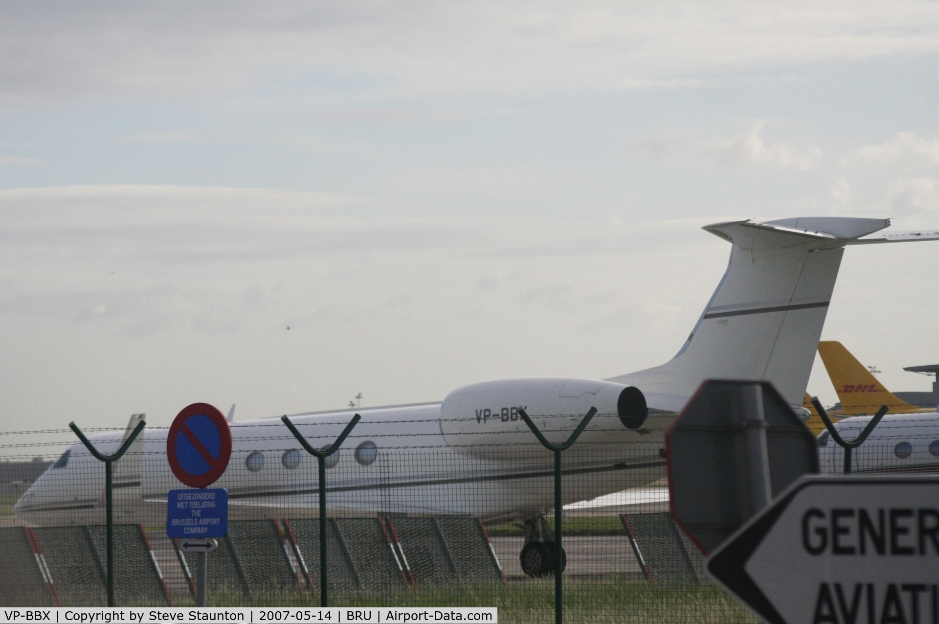 VP-BBX, Gulfstream Aerospace G-V Gulfstream V C/N 622, Taken from inside a coach at Brussels Airport