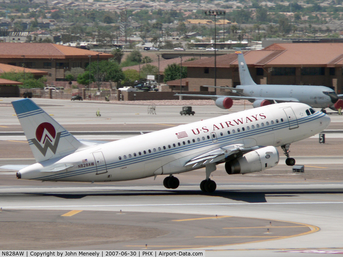 N828AW, 2001 Airbus A319-132 C/N 1552, Airborne from 25R - painted in America West's original colors