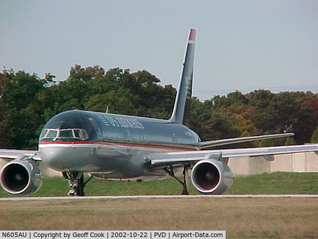 N605AU, 1983 Boeing 757-225 C/N 22201, US Airways B757 N605AU takes runway five at PVD as it prepares to depart Oct 22nd 2002