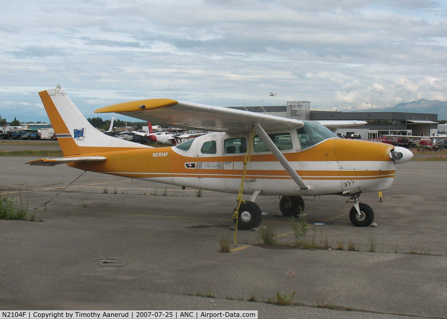 N2104F, 1964 Cessna U206D Super Skywagon C/N U206-0304, General Aviation Parking area at Anchorage International