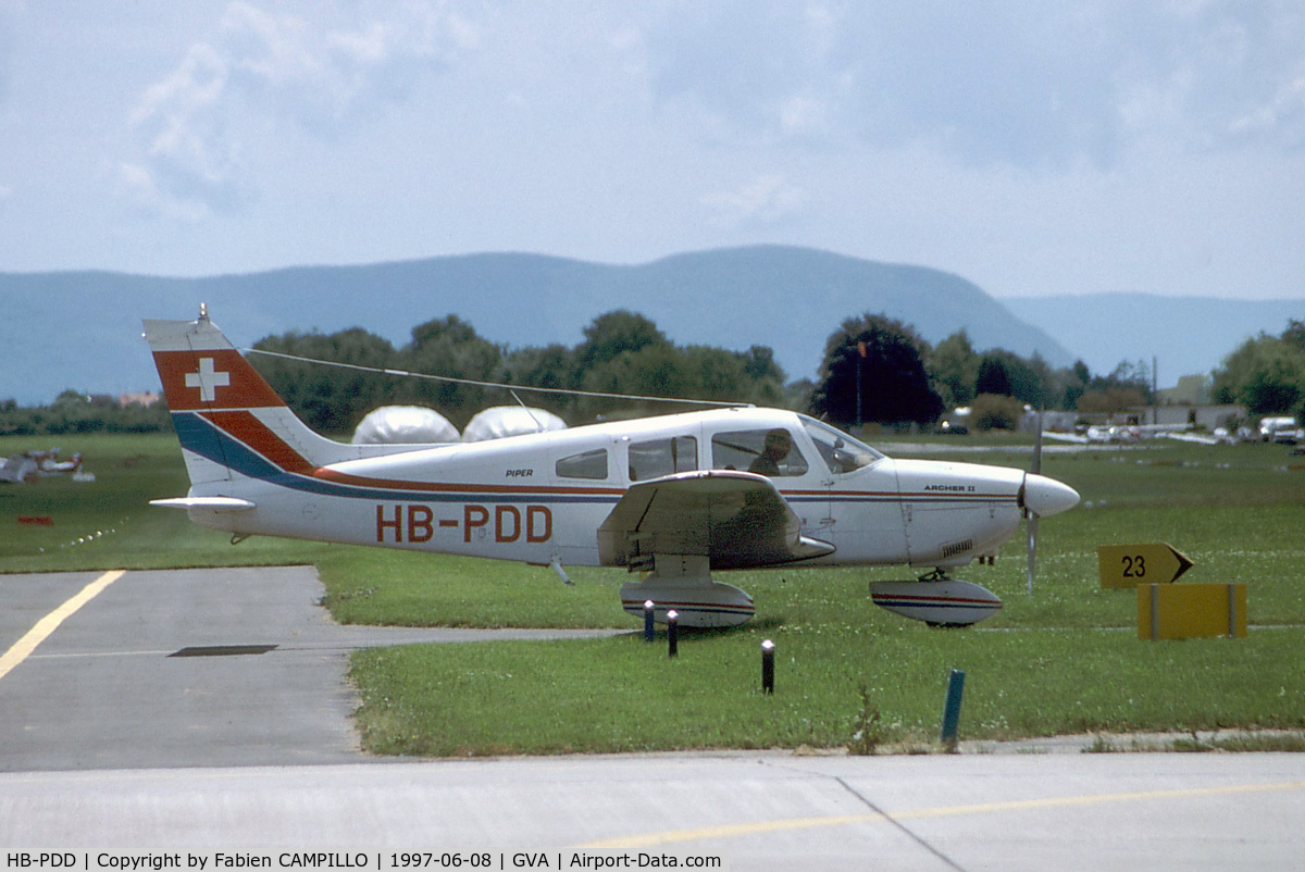 HB-PDD, Piper PA-28-181 Archer II C/N 28-7890528, Piper PA-28-181 Cherokee Archer II 28-789528
