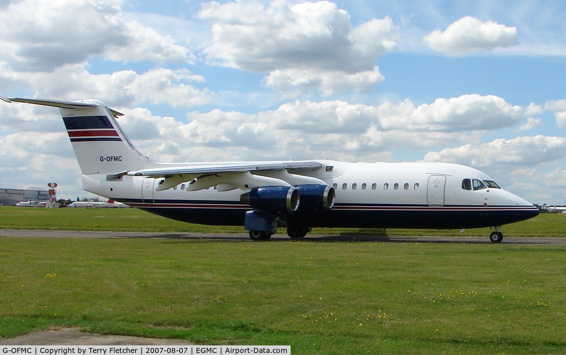 G-OFMC, 1995 British Aerospace Avro 146-RJ100 C/N E3264, Operated by Flightline for Ford Motor Company