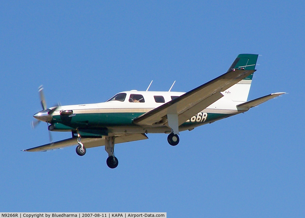 N9266R, 1996 Piper PA-46-350P Malibu Mirage C/N 4636064, Landing at 17 L