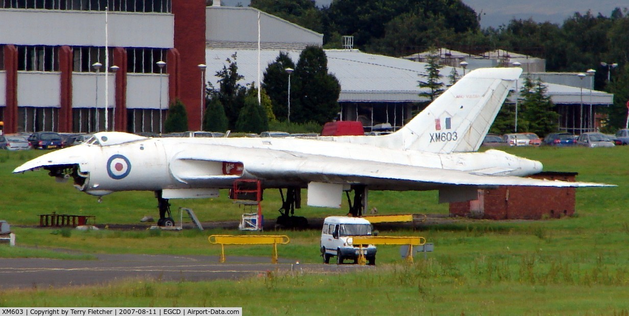 XM603, 1963 Avro Vulcan B.2 C/N Set 67, Showing signs of deterioration since 2005 shot