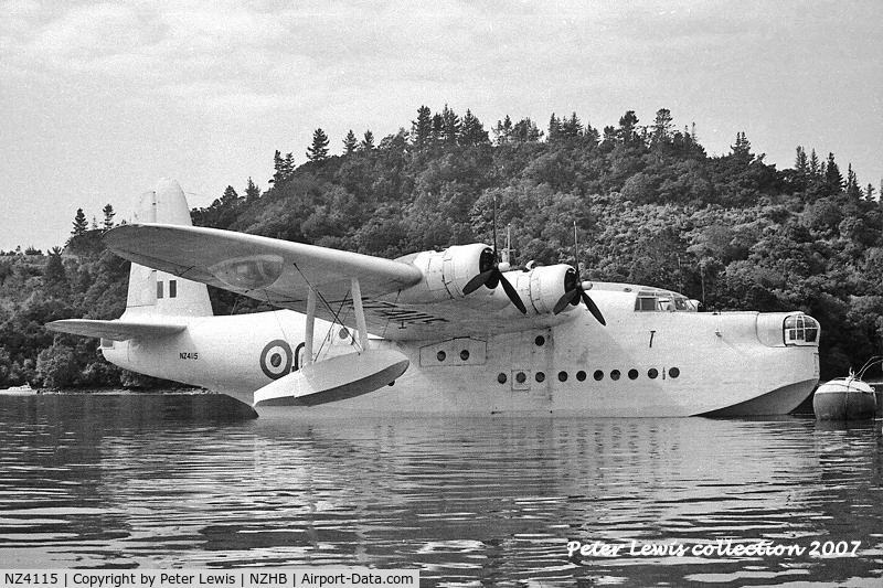 NZ4115, Short S.25 Sunderland V C/N SH.1552, one of the last to fly, in her natural element