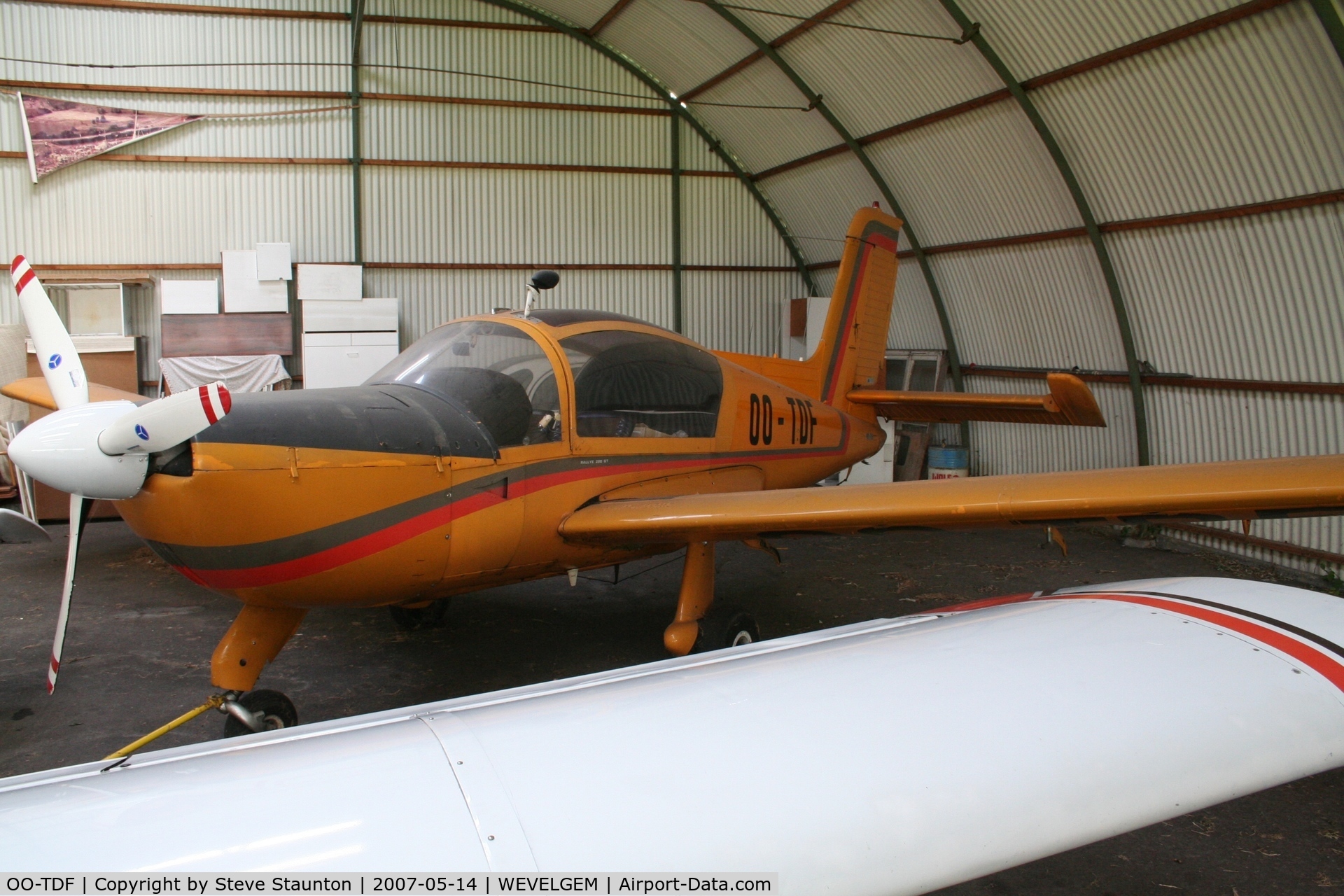 OO-TDF, SOCATA MS-894E Minerva 220GT C/N 12136, Taken on a Aeroprint tour @ Wevelgem