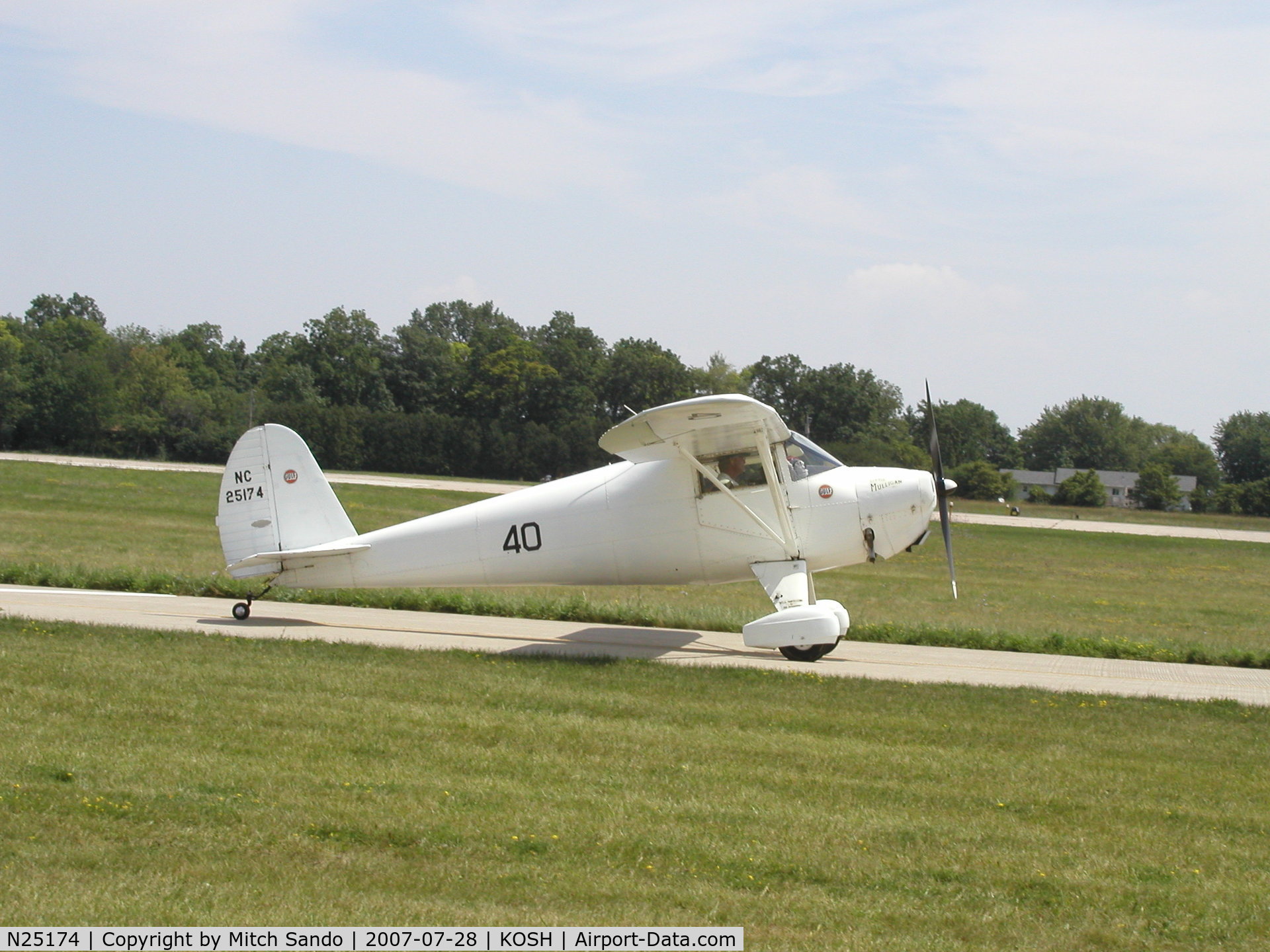 N25174, 1939 Luscombe 8A Silvaire C/N 1098, EAA AirVenture 2007.