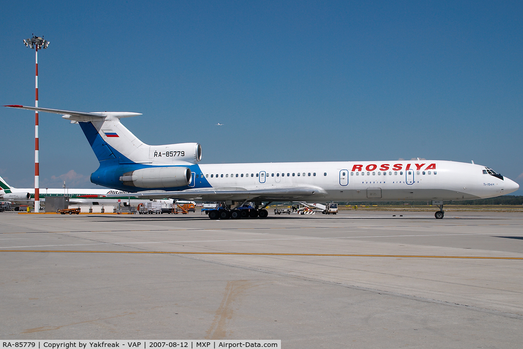 RA-85779, 1993 Tupolev Tu-154M C/N 93A963, Rossija Tupolev 154