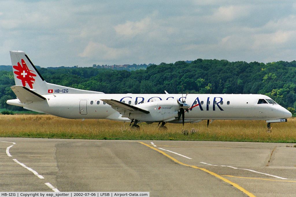 HB-IZG, 1995 Saab 2000 C/N 2000-010, on taxiway bravo to holdingpoint 16