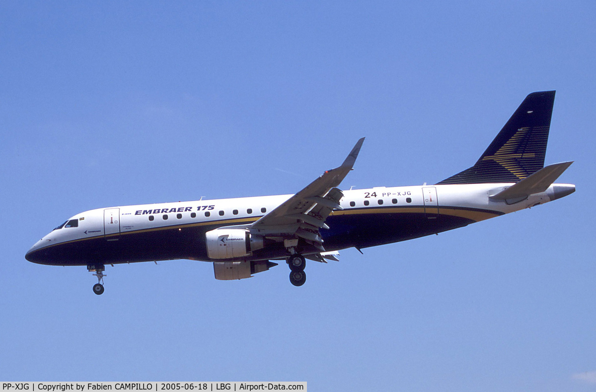 PP-XJG, 2003 Embraer 175LR (ERJ-170-200LR) C/N 17000017, Emb175 17