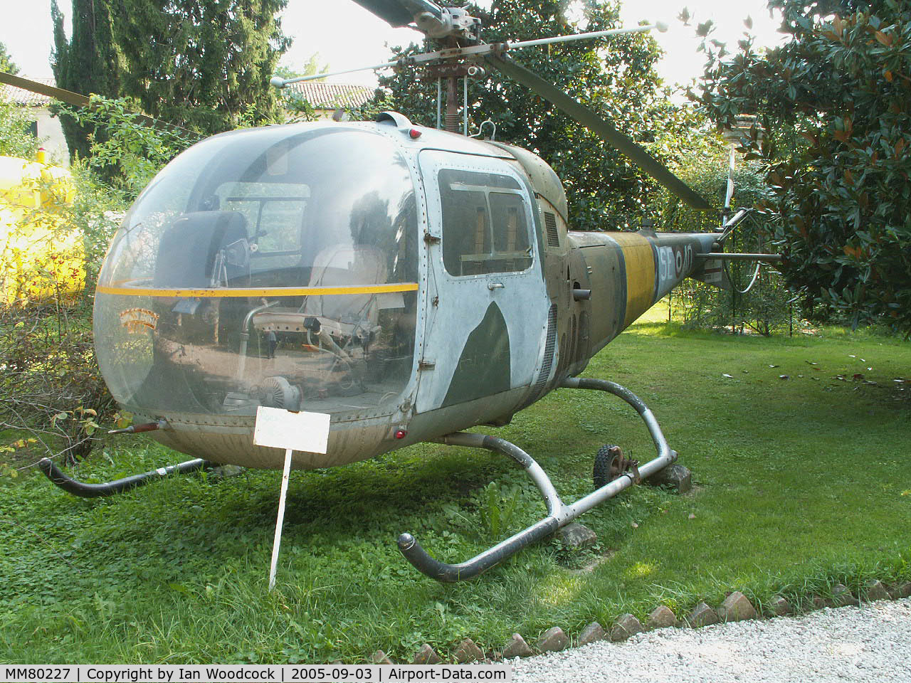 MM80227, Agusta AB-47J Ranger C/N 1122, Agusta-Bell 47J/Preserved/Carrara San Giorgio