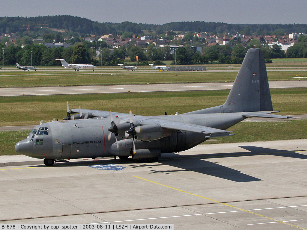 B-678, 1973 Lockheed C-130H Hercules C/N 382-4572, Royal Danish Airforce taxi to main apron