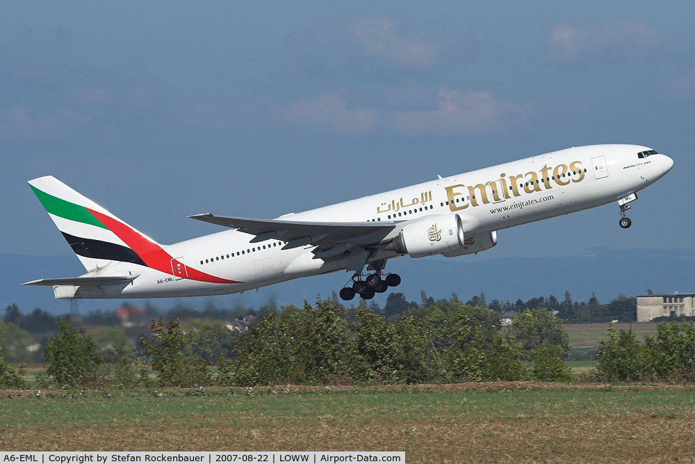 A6-EML, 1998 Boeing 777-21H/ER C/N 29325, Instead of the normal A330.
