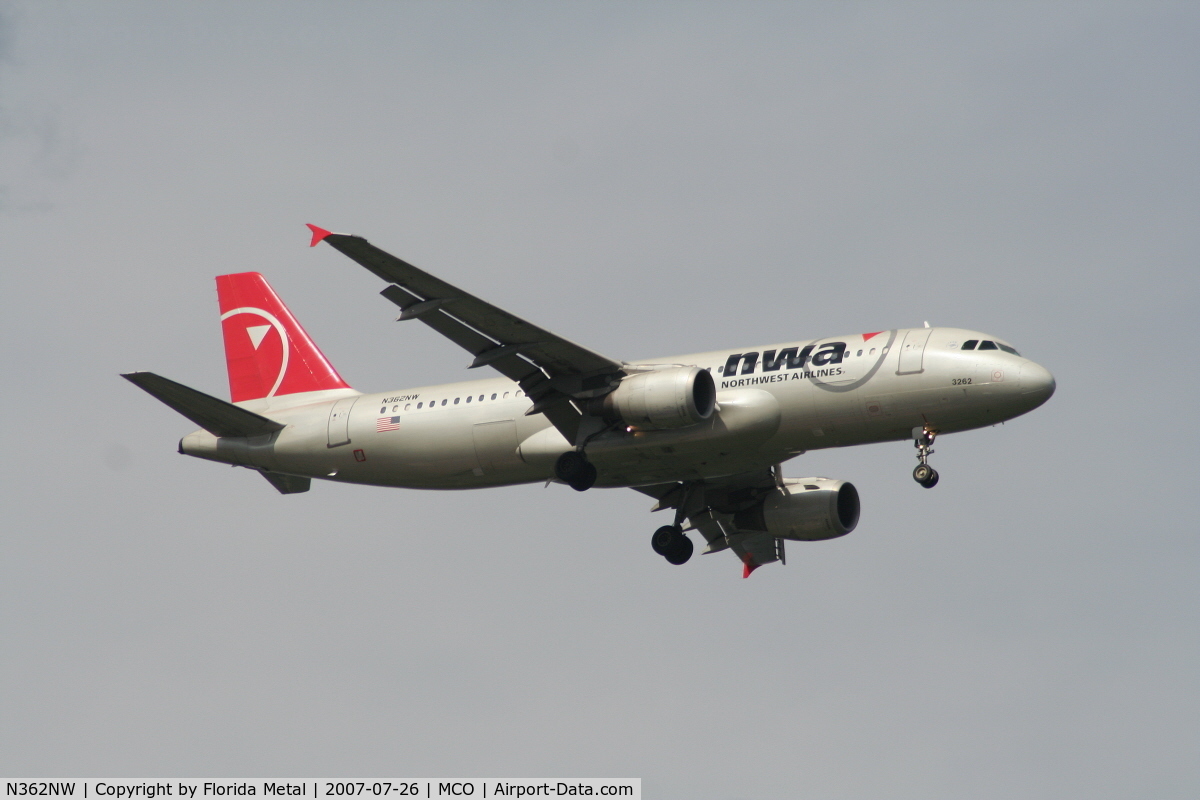 N362NW, 1998 Airbus A320-212 C/N 0911, Northwest