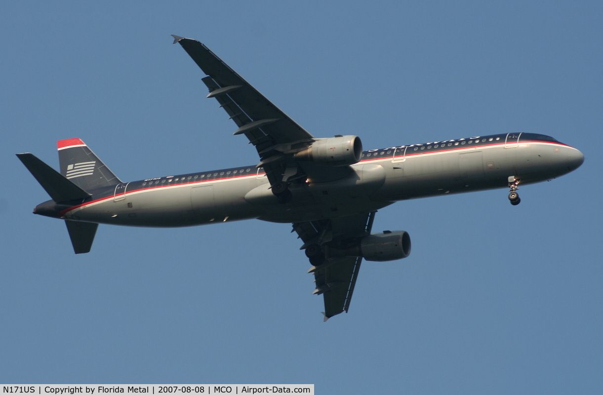 N171US, 2001 Airbus A321-211 C/N 1465, US