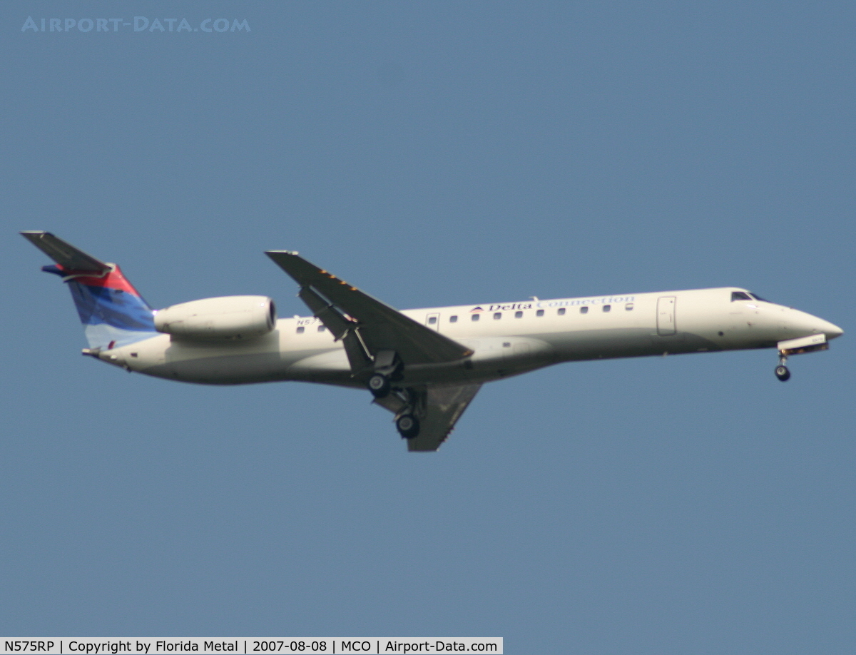 N575RP, 2004 Embraer ERJ-145LR (EMB-145LR) C/N 14500847, Delta Connection