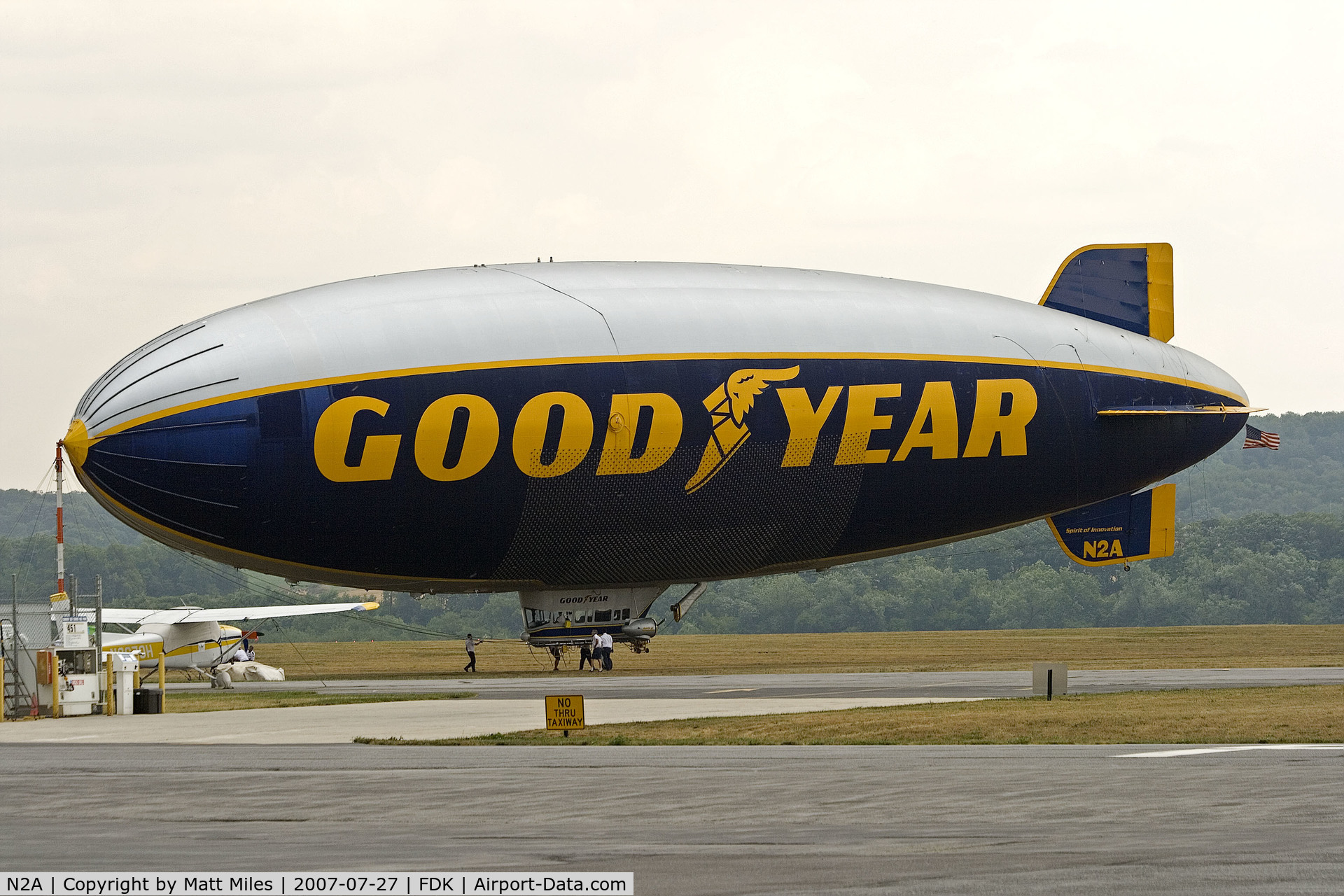 N2A, 1983 Goodyear GZ-20A C/N 4119, technical stop in Frederick, MD
