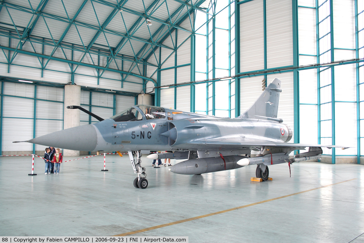 88, Dassault Mirage 2000C C/N 340, EOS350D & 18-55