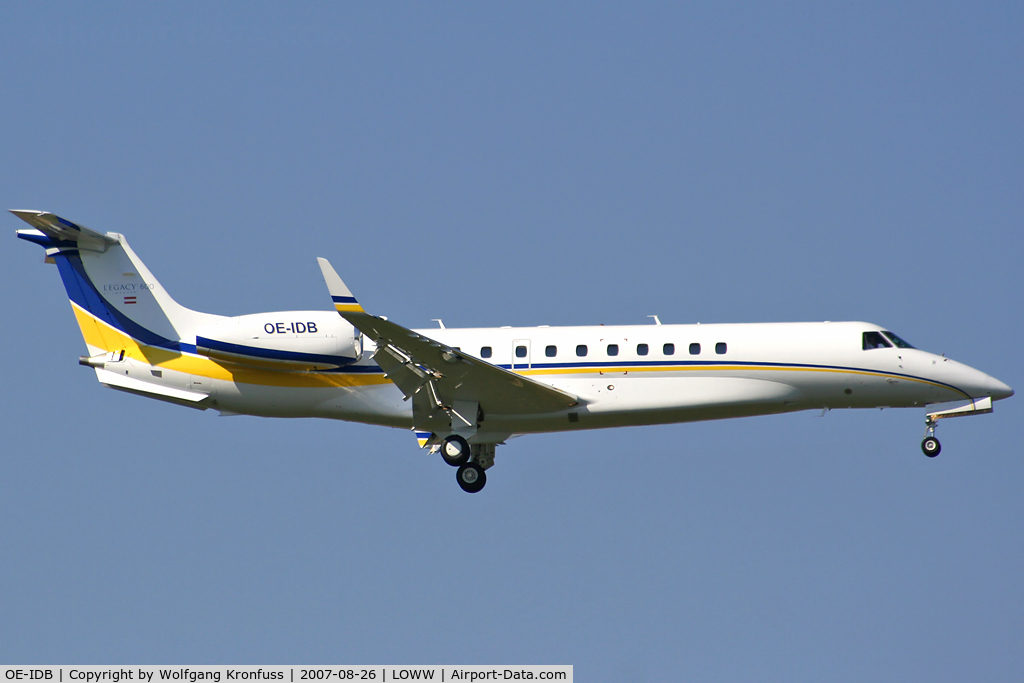 OE-IDB, 2007 Embraer EMB-135BJ Legacy 600 C/N 14500999, JetAlliance Legacy600 approaching RWY34