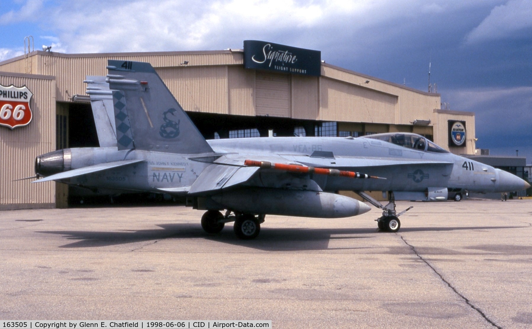 163505, 1988 McDonnell Douglas F/A-18C Hornet C/N 0749, F/A-18C Stopping over