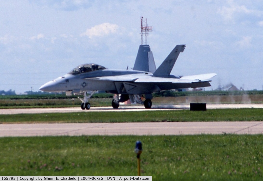 165795, Boeing F/A-18F Super Hornet C/N 1522/F021, F/A-18F at the Quad Cities Air Show