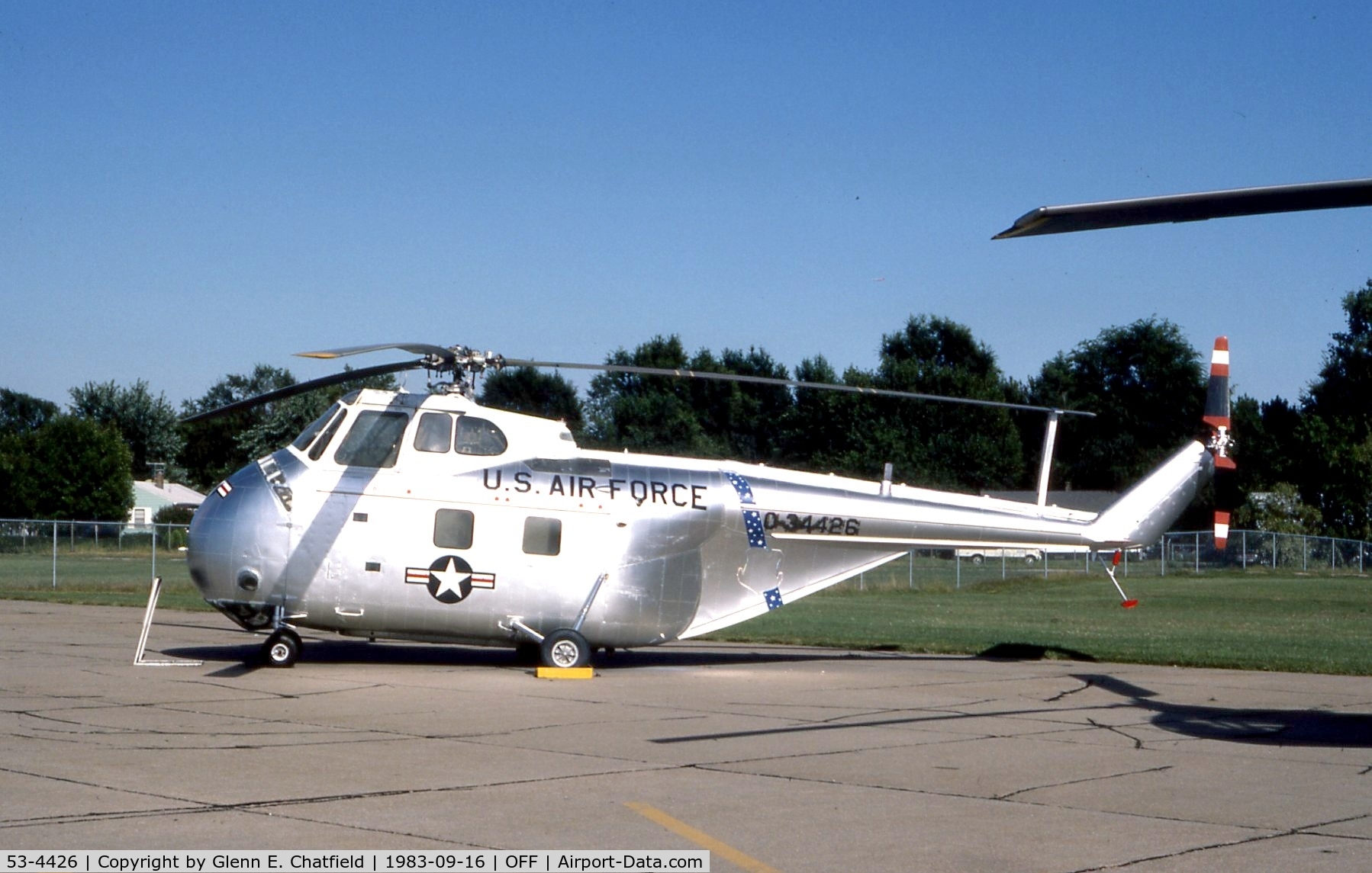 53-4426, 1952 Sikorsky H-19B Chickasaw C/N 55734, UH-19B at the old Strategic Air Command Museum