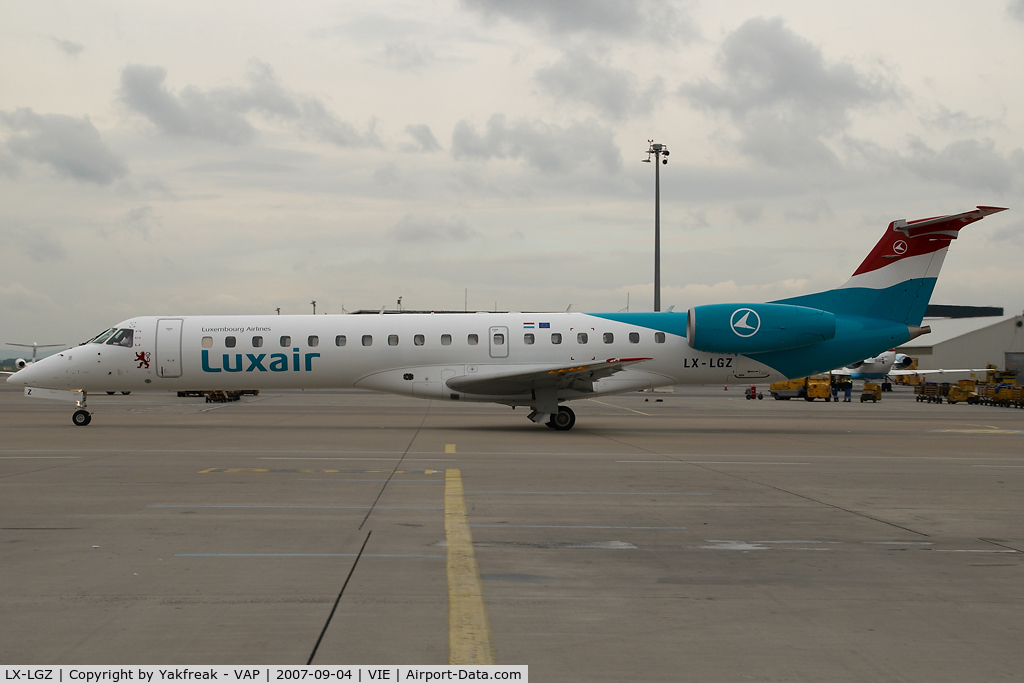 LX-LGZ, 2000 Embraer EMB-145LU (ERJ-145LU) C/N 145258, Luxair Emraer 145