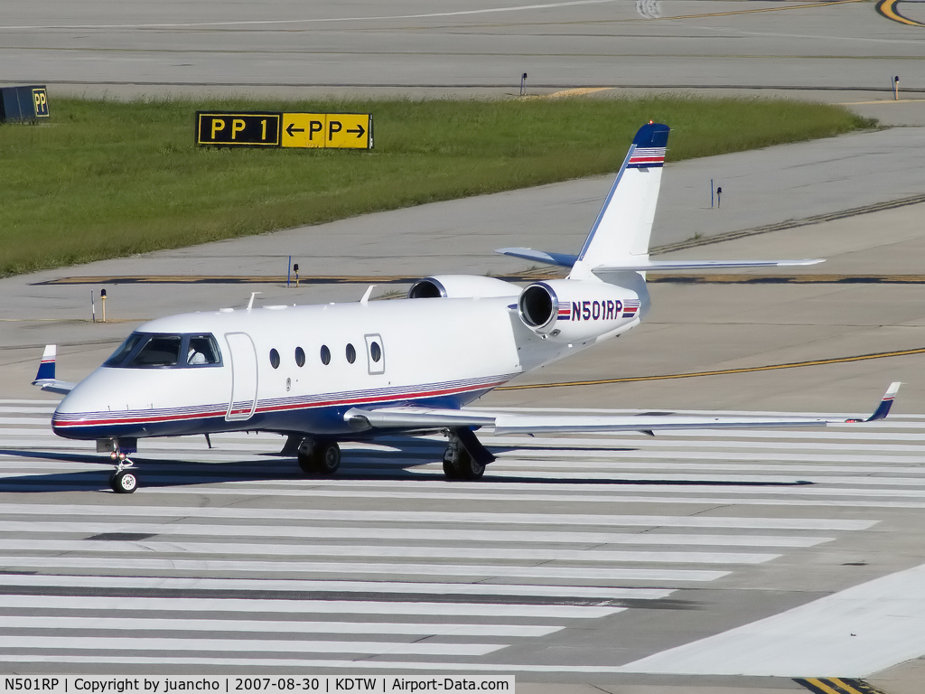 N501RP, 2006 Israel Aircraft Industries Gulfstream G150 C/N 209, Lining up on 3L