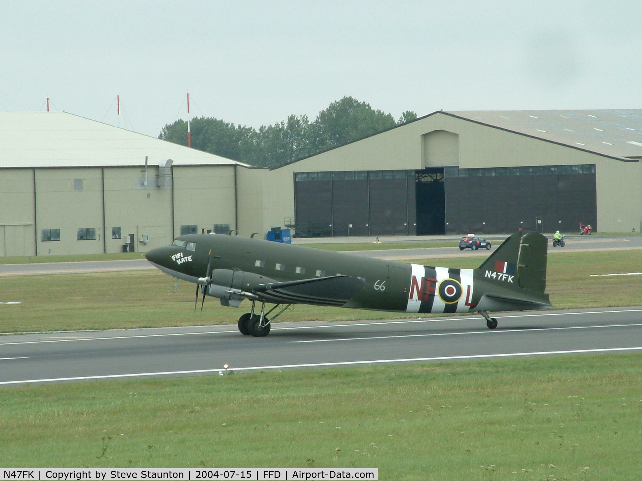 N47FK, 1942 Douglas C-47 C/N 9700, Royal International Air Tattoo 2004